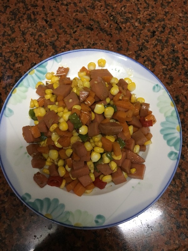 胡萝卜玉米火腿(胡萝卜玉米火腿肠叫什么菜名)