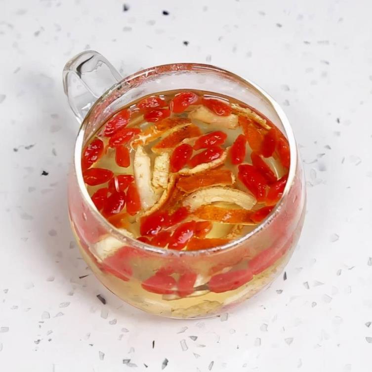 用什么泡水保护肝脏(什么泡水保护肝脏最好)