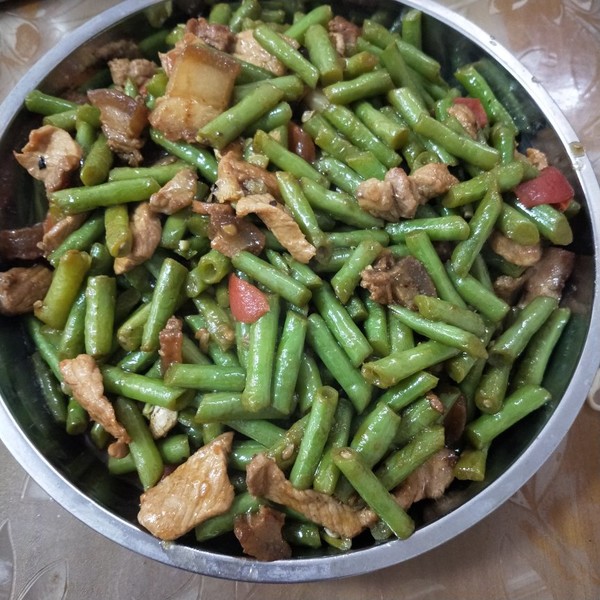 豆角炒肉怎么炒才好吃?(豆角炒肉的做法大全家常窍门)