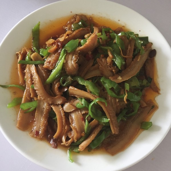 丝瓜炒牛肚(炒牛肚丝怎么炒)