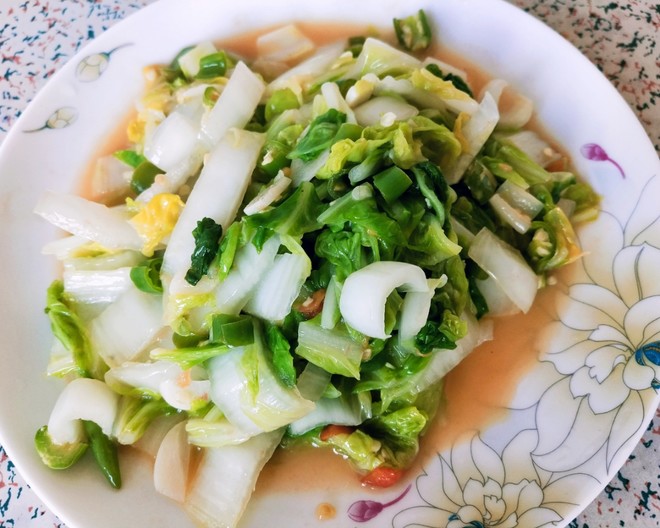 炒白菜怎么做才好吃(炒白菜怎么做好吃又简单菜油)
