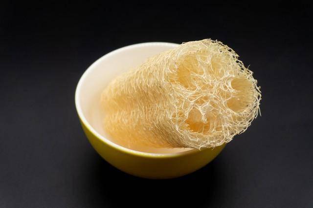 干丝瓜泡酒喝有什么功效(干丝瓜泡酒喝有什么功效和禁忌)