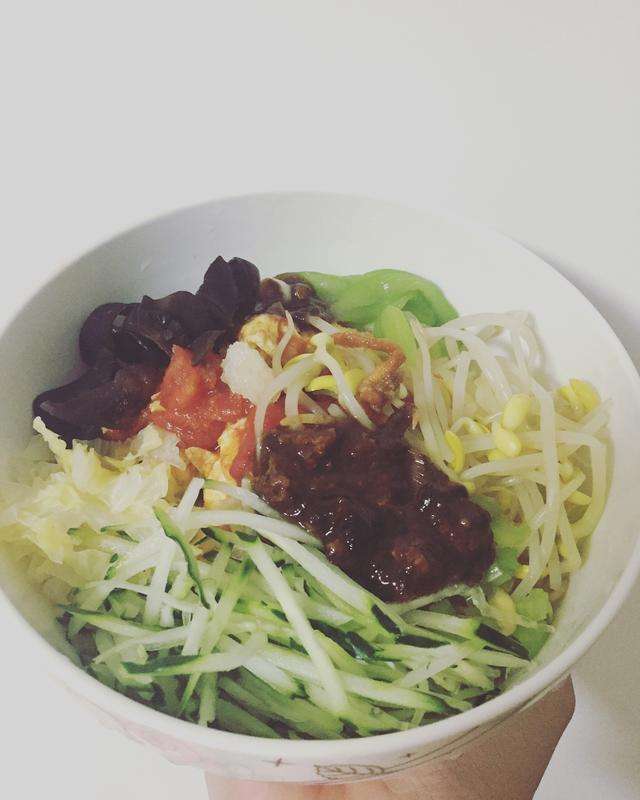 胡萝卜打卤面(胡萝卜打卤面做法大全)