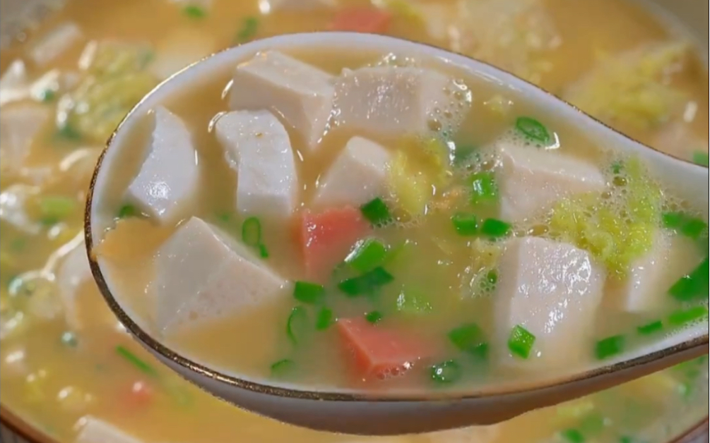 白菜豆米汤(豆米白菜汤图片)