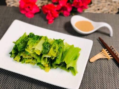 凉拌笋叶(凉拌笋叶需要焯水吗)