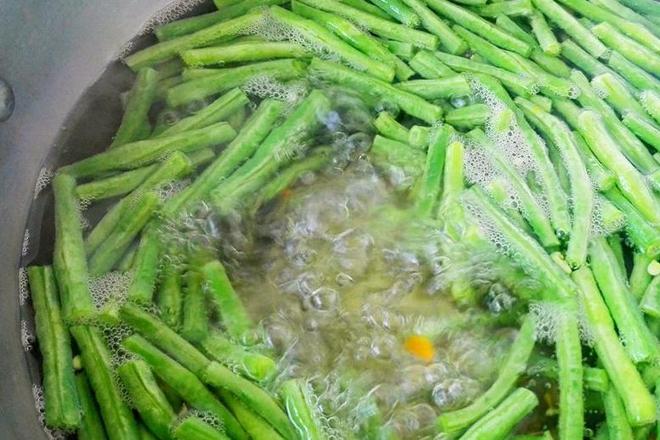 豆角的制作方法(长豆角的做法大全家常)