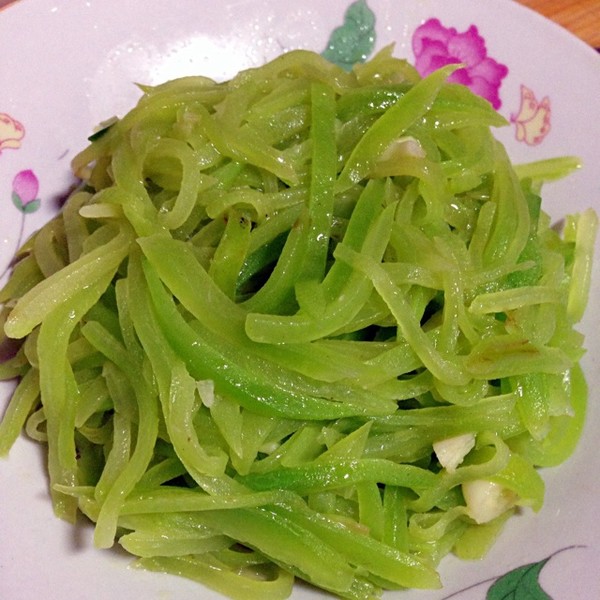 怎么炒莴苣丝好吃(怎么炒莴苣丝好吃又简单)