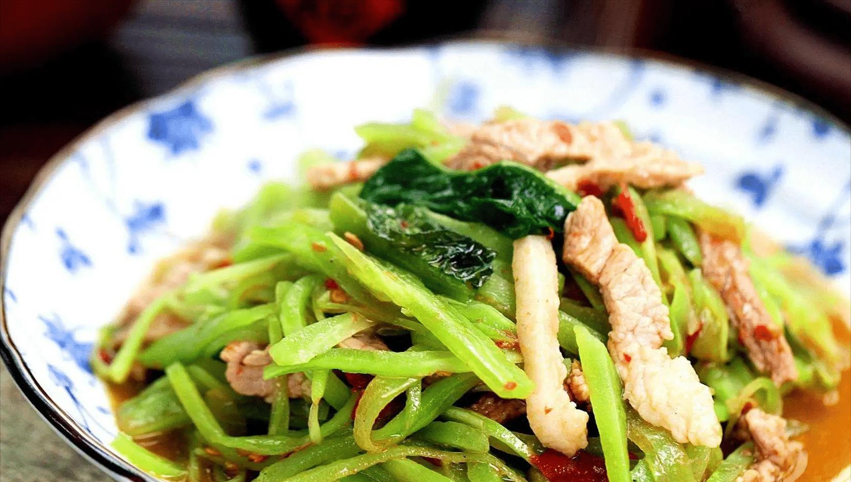 莴笋鱼香肉丝(莴笋鱼香肉丝的家常做法视频)