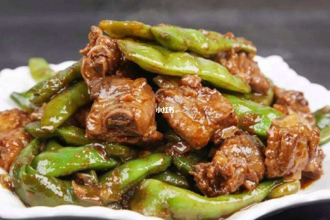 东北油豆角哪个品种比较好吃(东北油豆角哪个品种比较好吃一点)