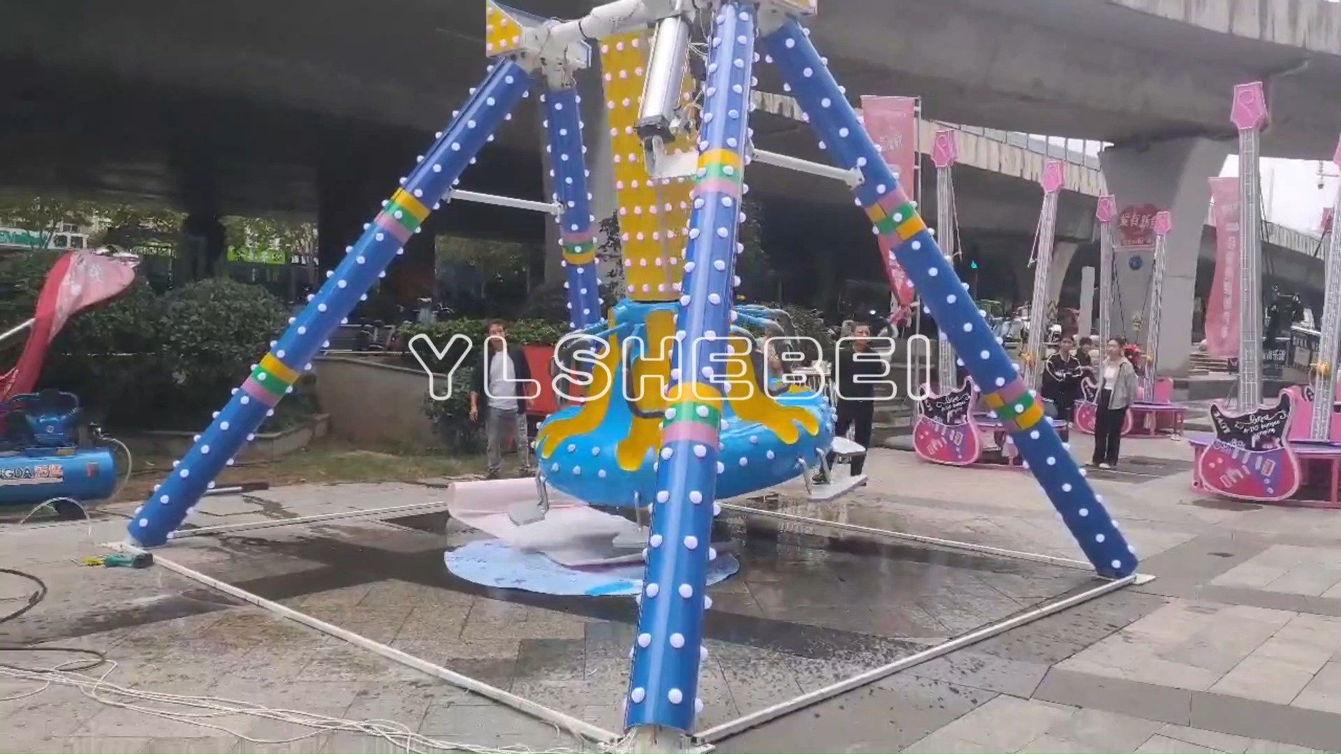 户外儿童游乐设备哪里有卖(户外儿童游乐场最新游乐设备)