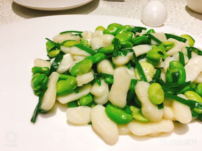 青笋炒蚕豆(春笋炒蚕豆瓣)