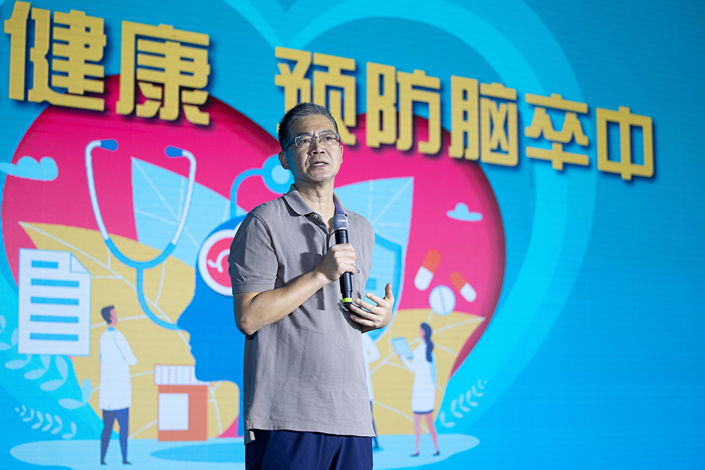 专家支招(专家支招电冰箱如何选购)