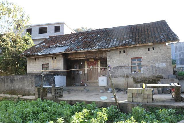 农村房建设图片(农村房子建设图片)