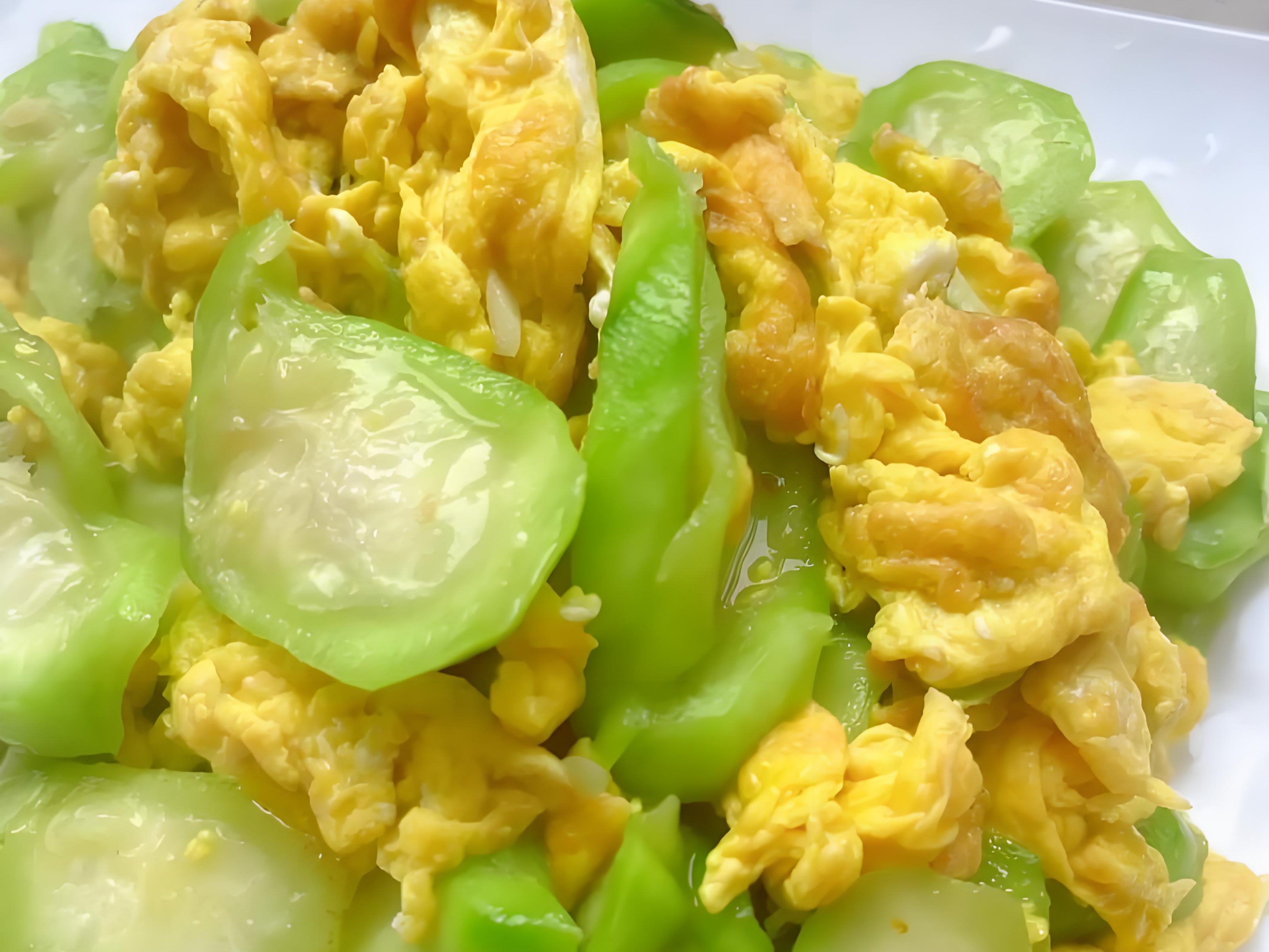 鸡蛋炒丝瓜(鸡蛋炒丝瓜图片)