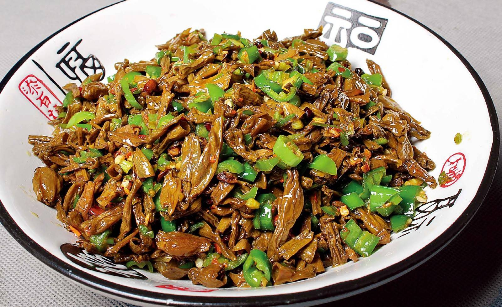 卜豆角炒肉(卜豆角炒肉的做法)