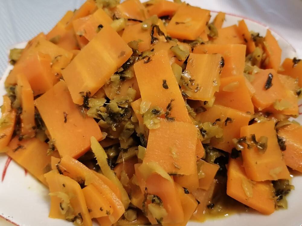 胡萝卜咋做咸菜(胡萝卜咋做咸菜的)