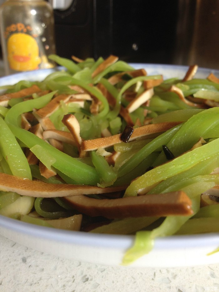 莴苣干怎么炒(莴苣干炒好吃吗)