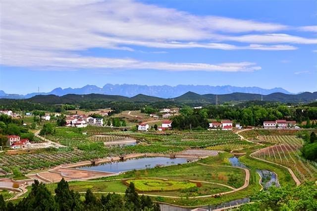 新农村建设是什么样子(新农村建设具体包括哪些建设项目)