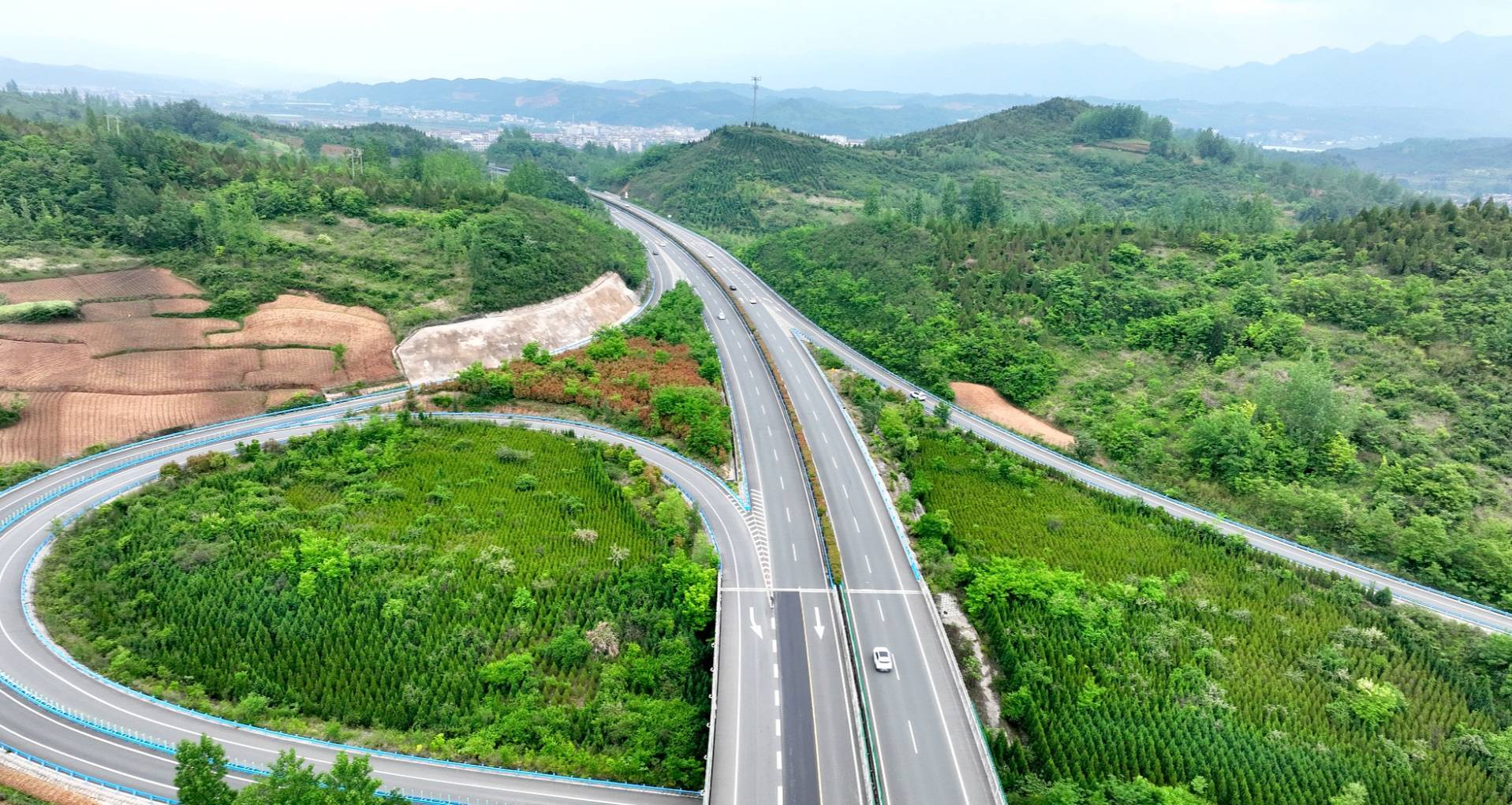 农村公路建设标准(农村公路建设标准几米宽)