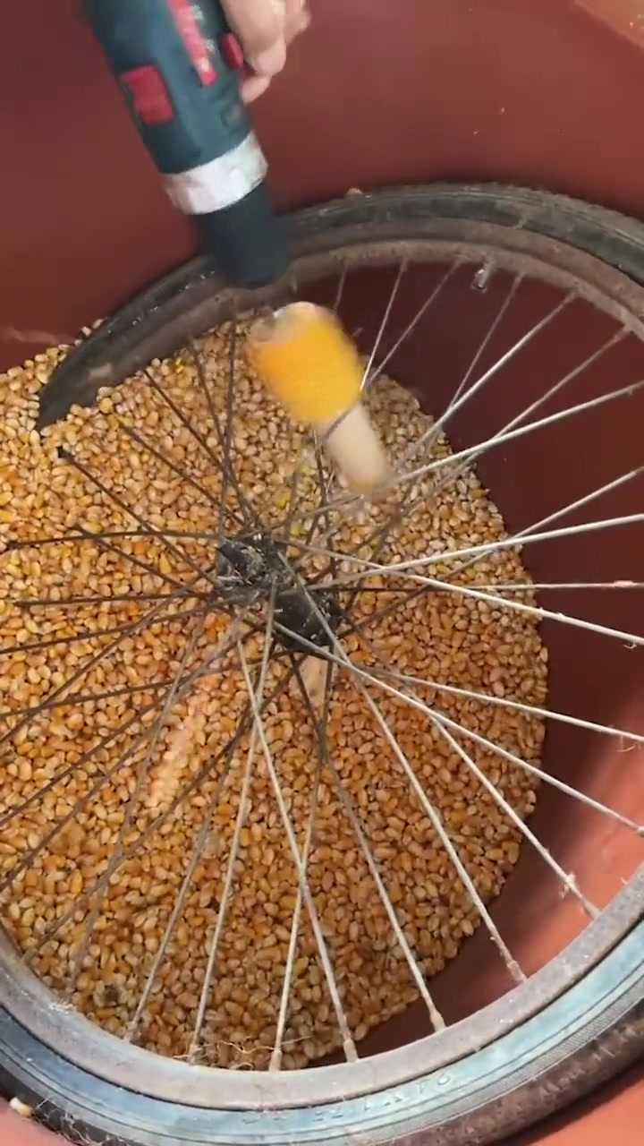 扒玉米皮技巧(怎样扒玉米皮快)
