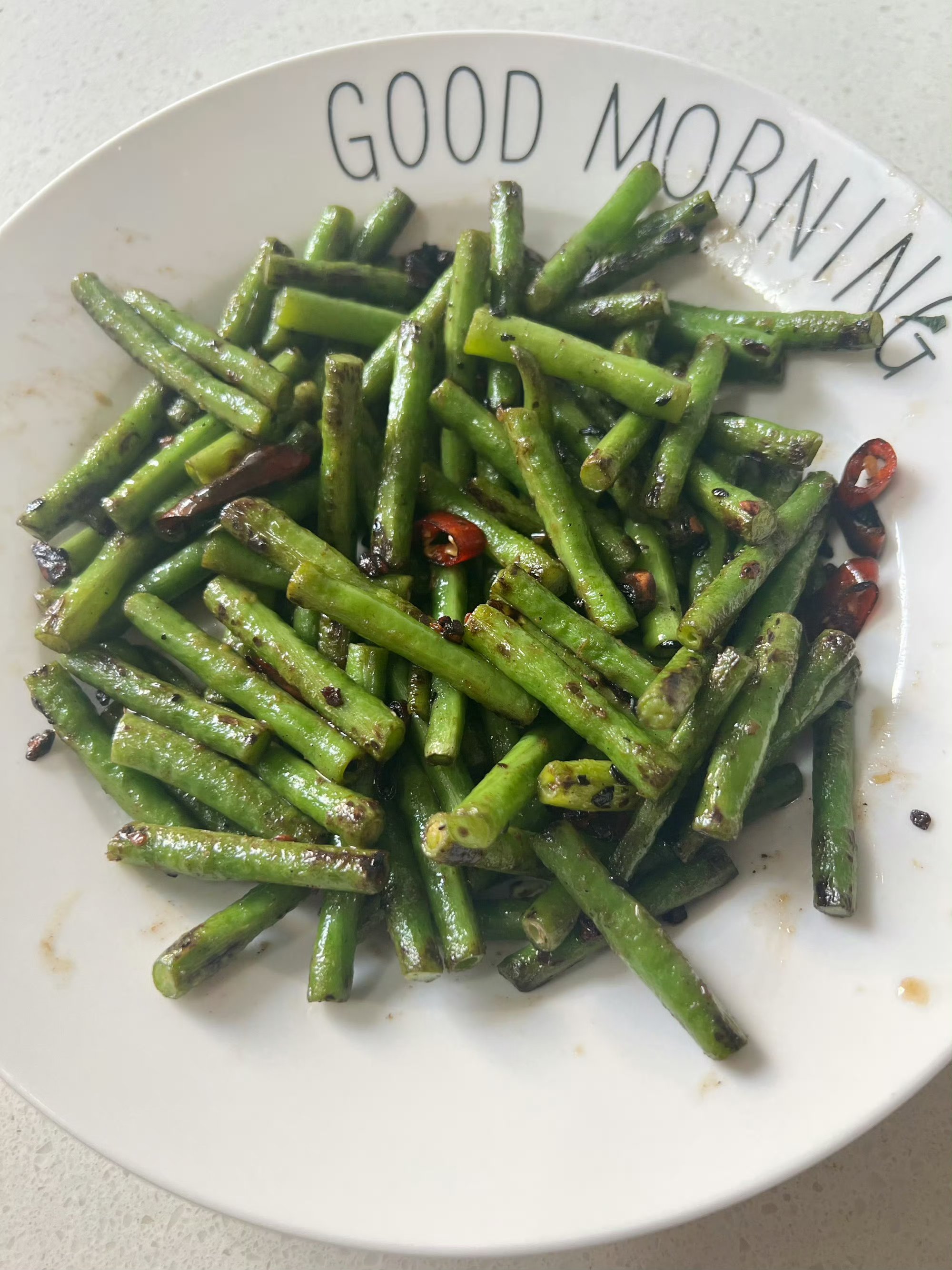 莴苣炒腐竹怎么做好吃(腐竹炒莴笋一起炒会不会中毒)