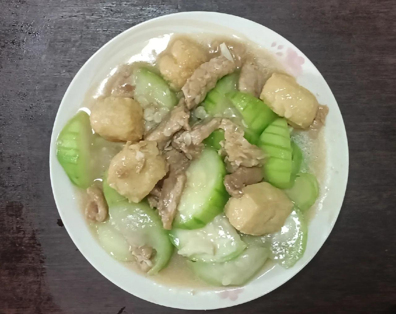 豆芽炒丝瓜(豆芽和丝瓜一起炒好吃)